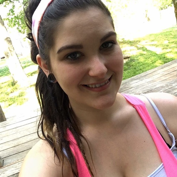 Meet your Posher, Sky! - Picture 3 of 4